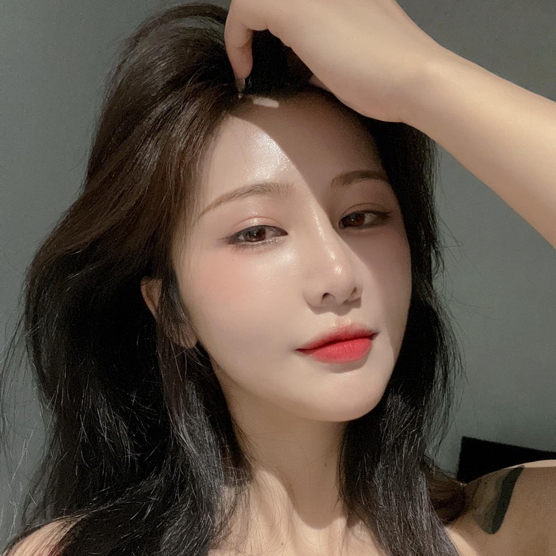 是小小啊⁵²⁰⁷