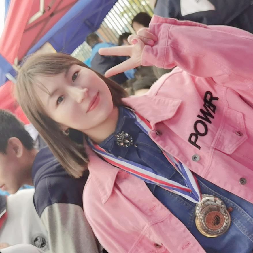 ♡梨🍐° li子老师