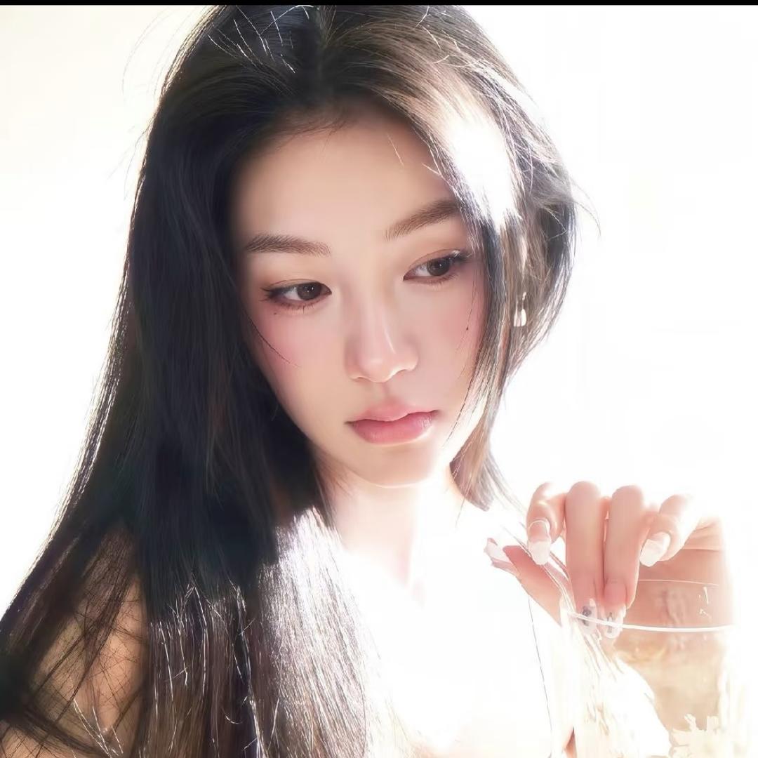 一不小欣