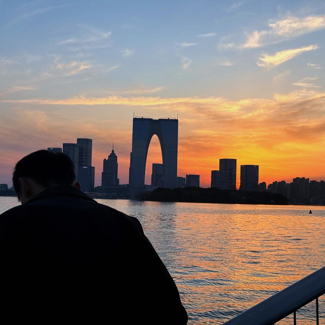 今天晚上不睡.
