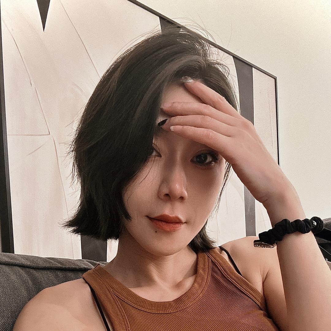 ZOE丽