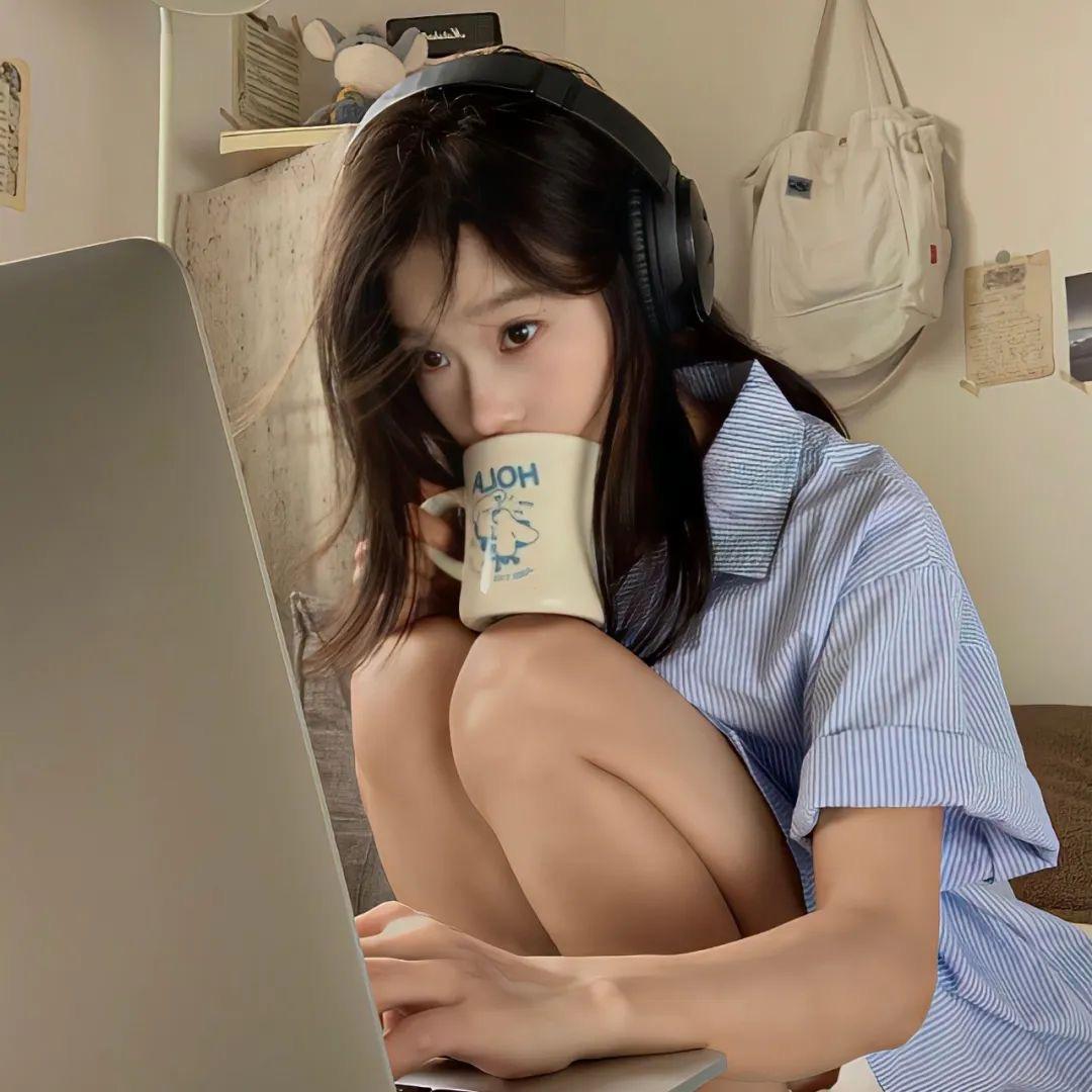 ℡此女子~