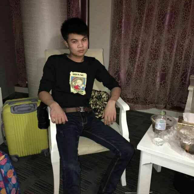 李华h