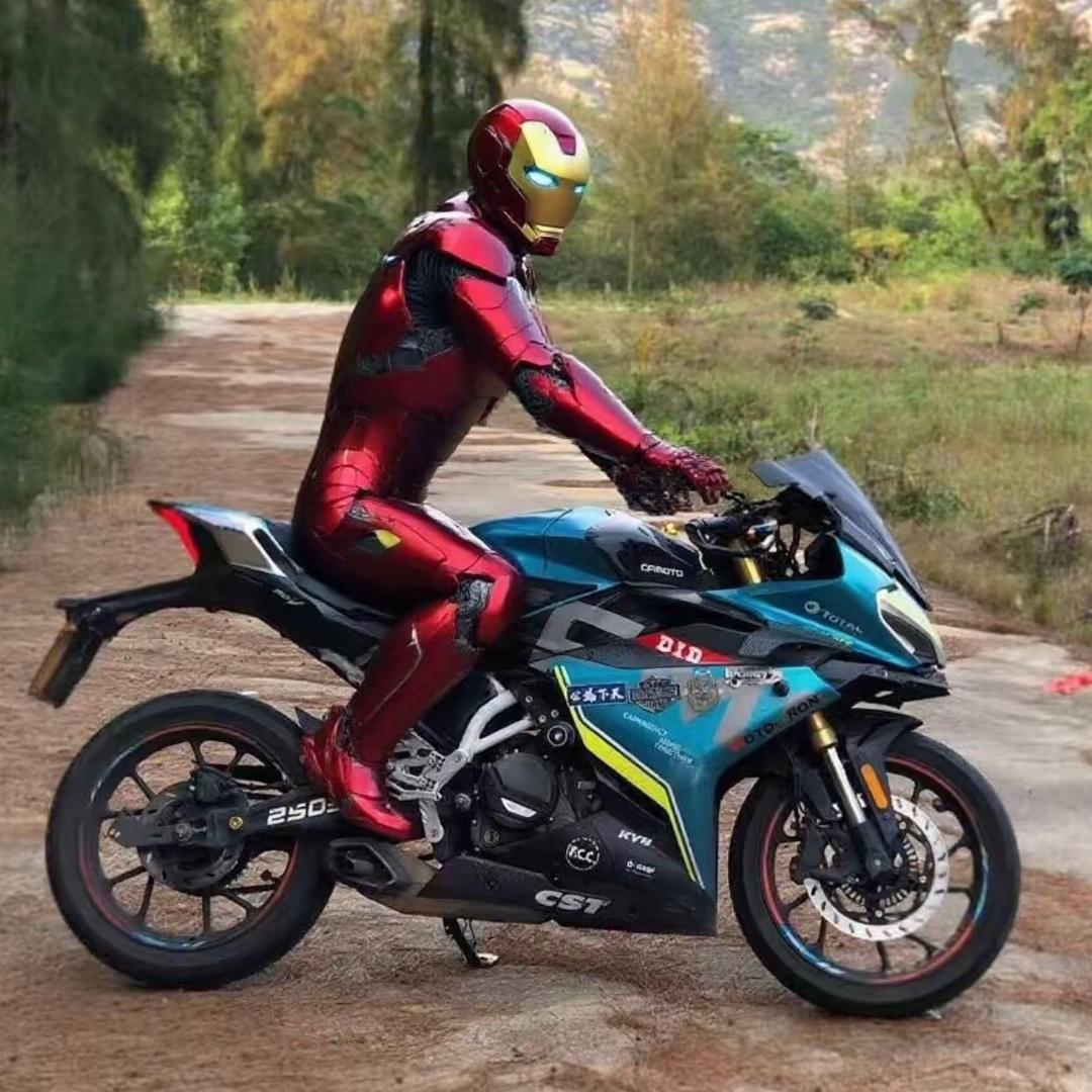 摇滚骑士🎸🏍️