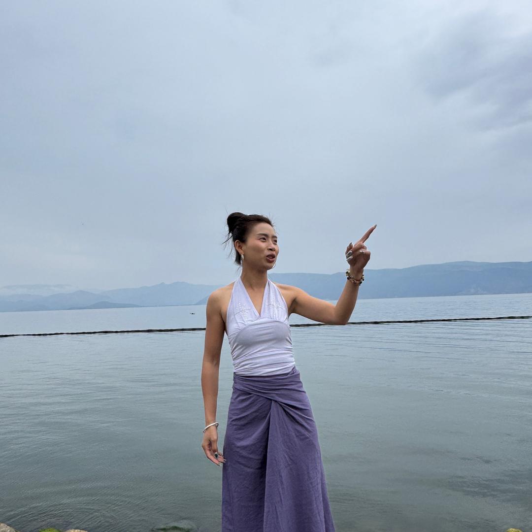 镜姐有点红