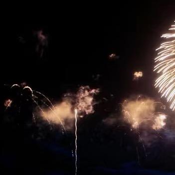 一边🤦‍♀️。