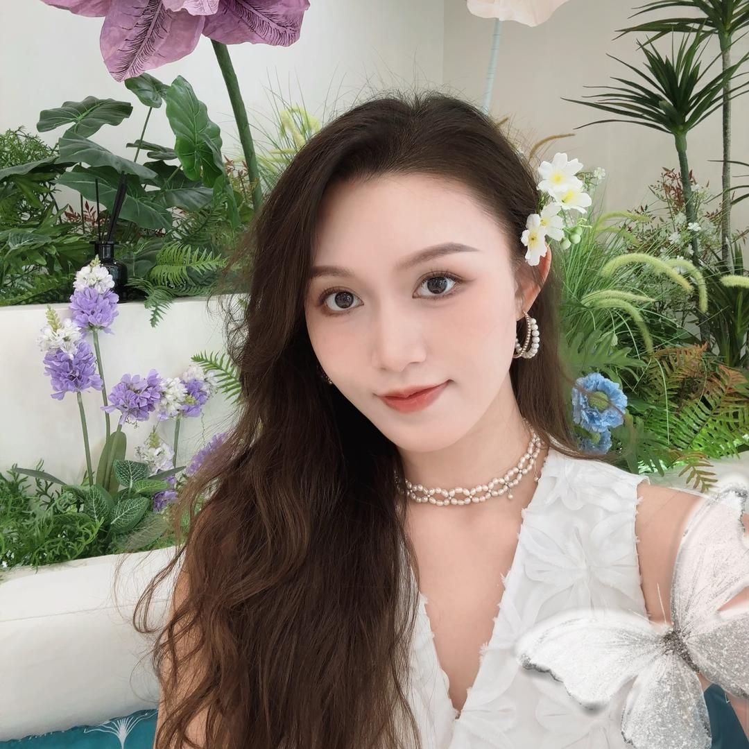 YanSze蓝蒂蔻化妆师