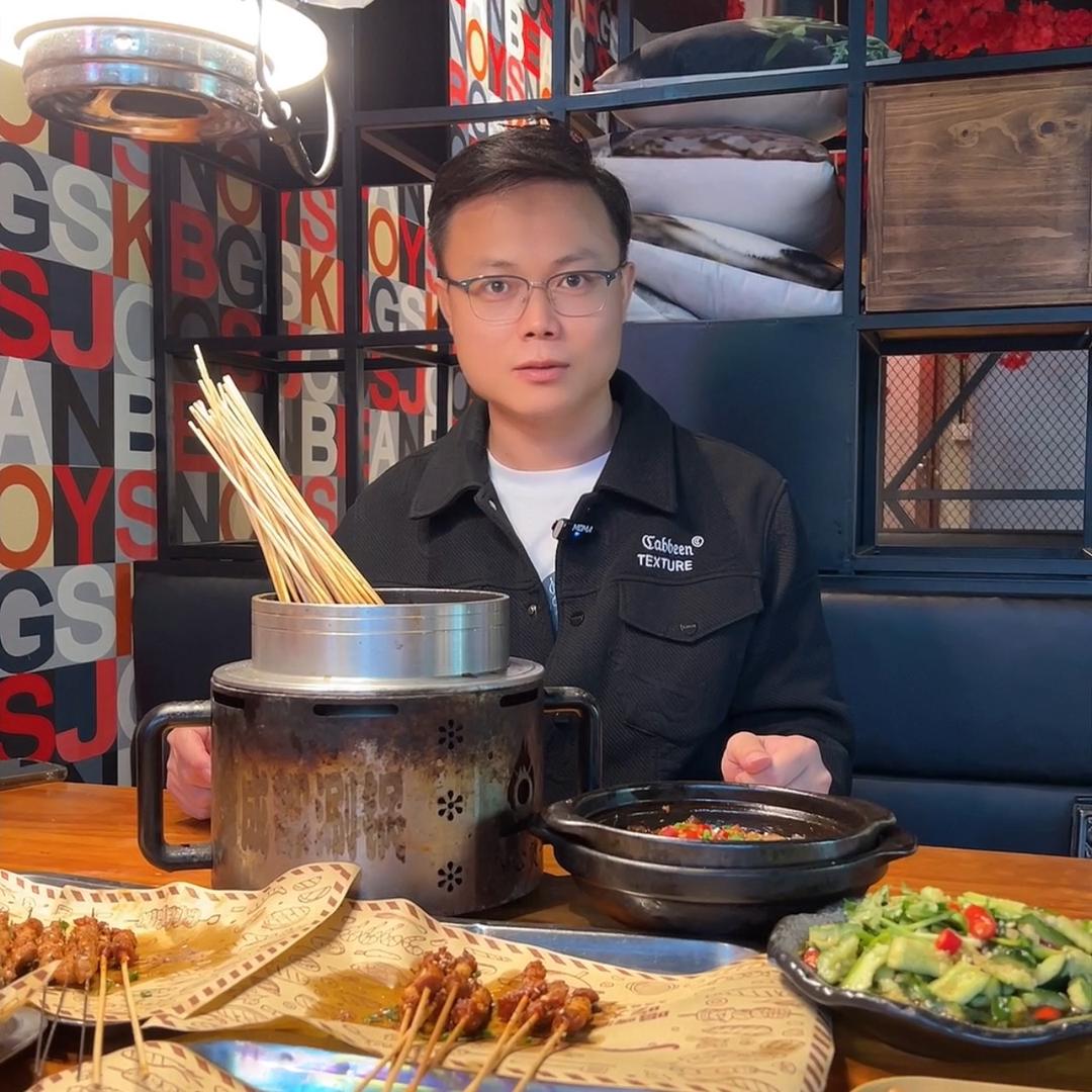 喂谷·飞锅（潜江龙虾供应链）