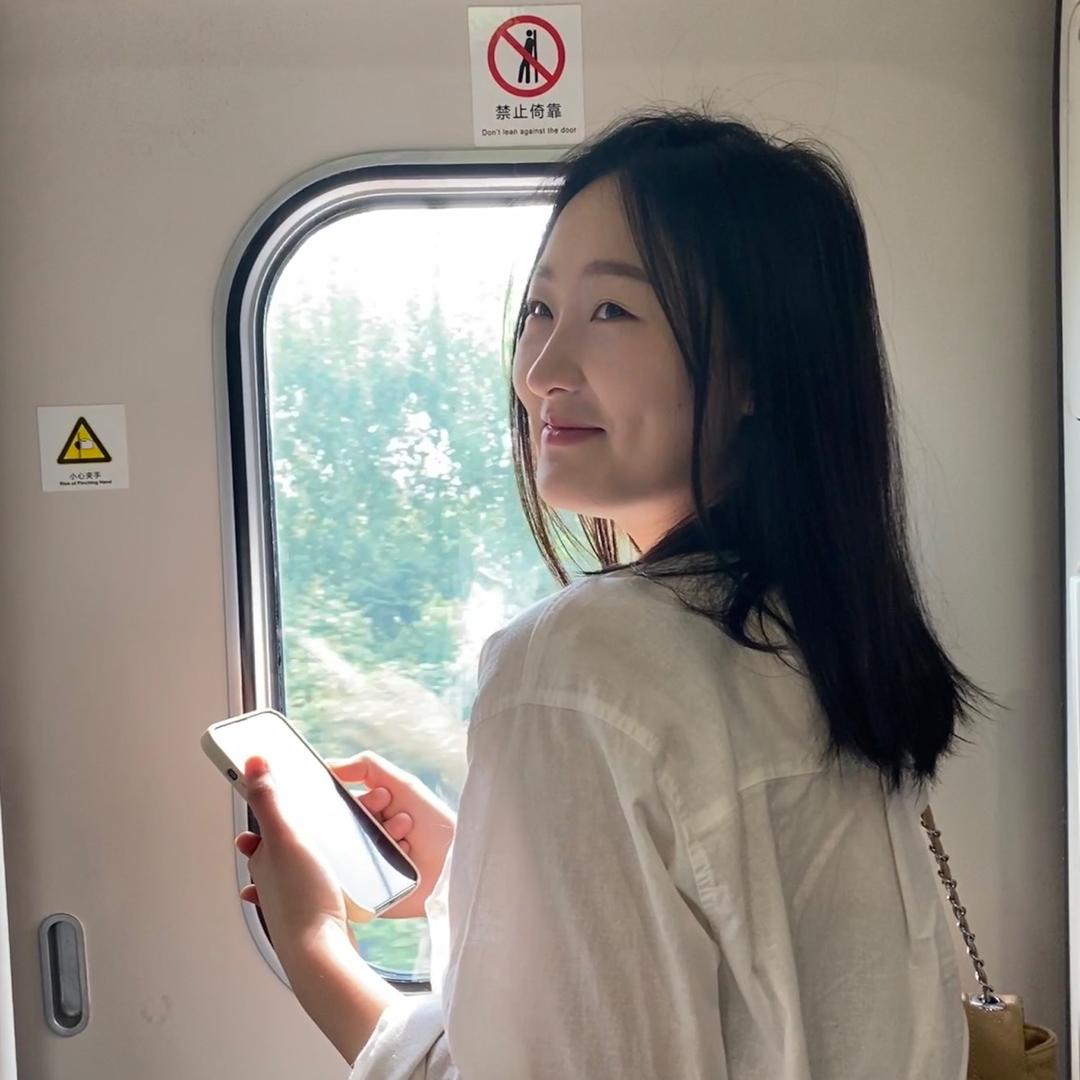 是李李呀