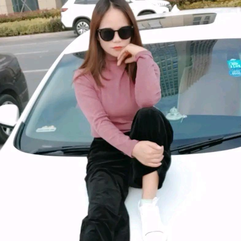 爱你哦！小秋😍