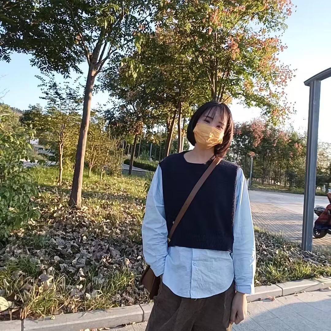 萌嘟嘟童装