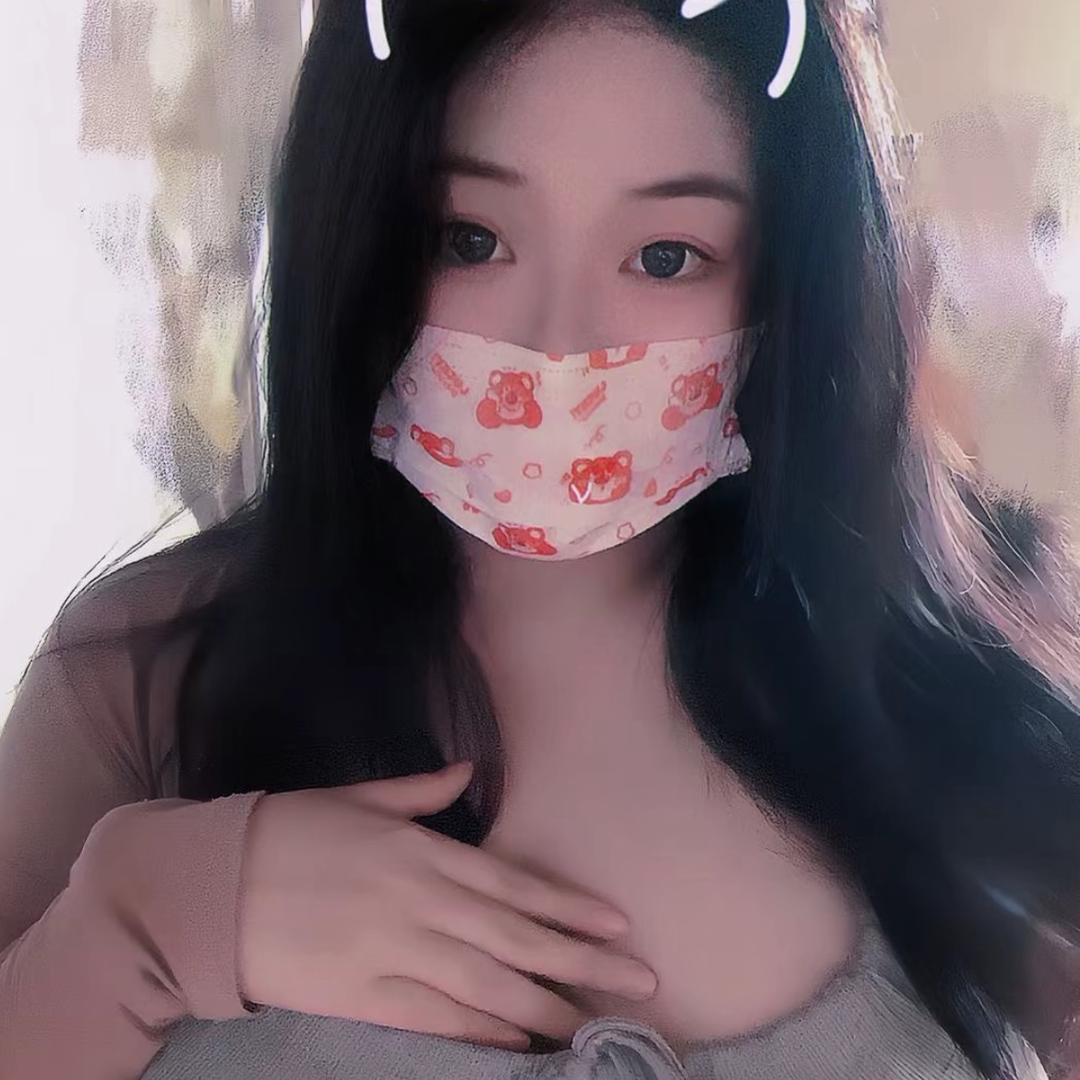 草莓熊🐻