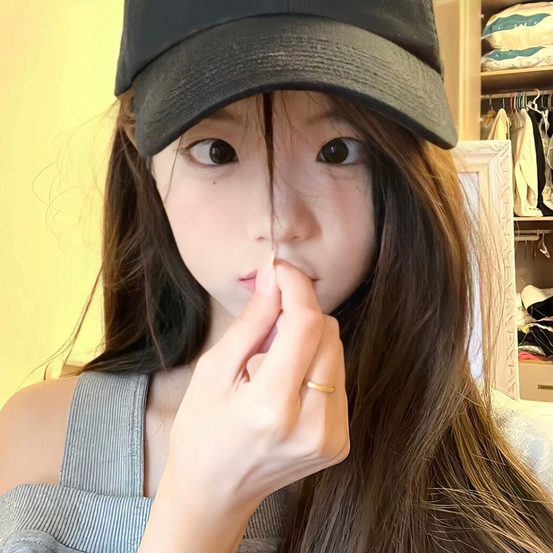 ^你脸红了唉