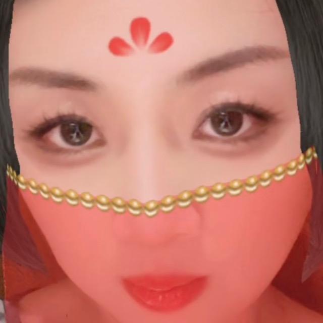 邯山区轩姐小姿服装批发店