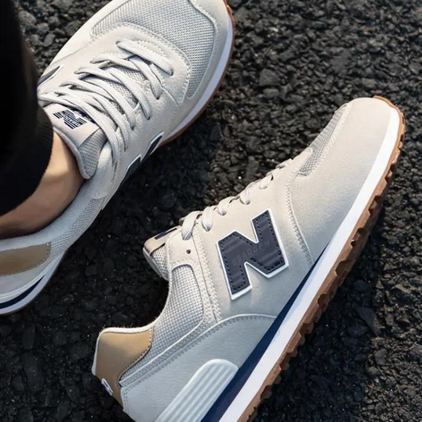 奥特莱斯断码运动鞋线上8号云仓