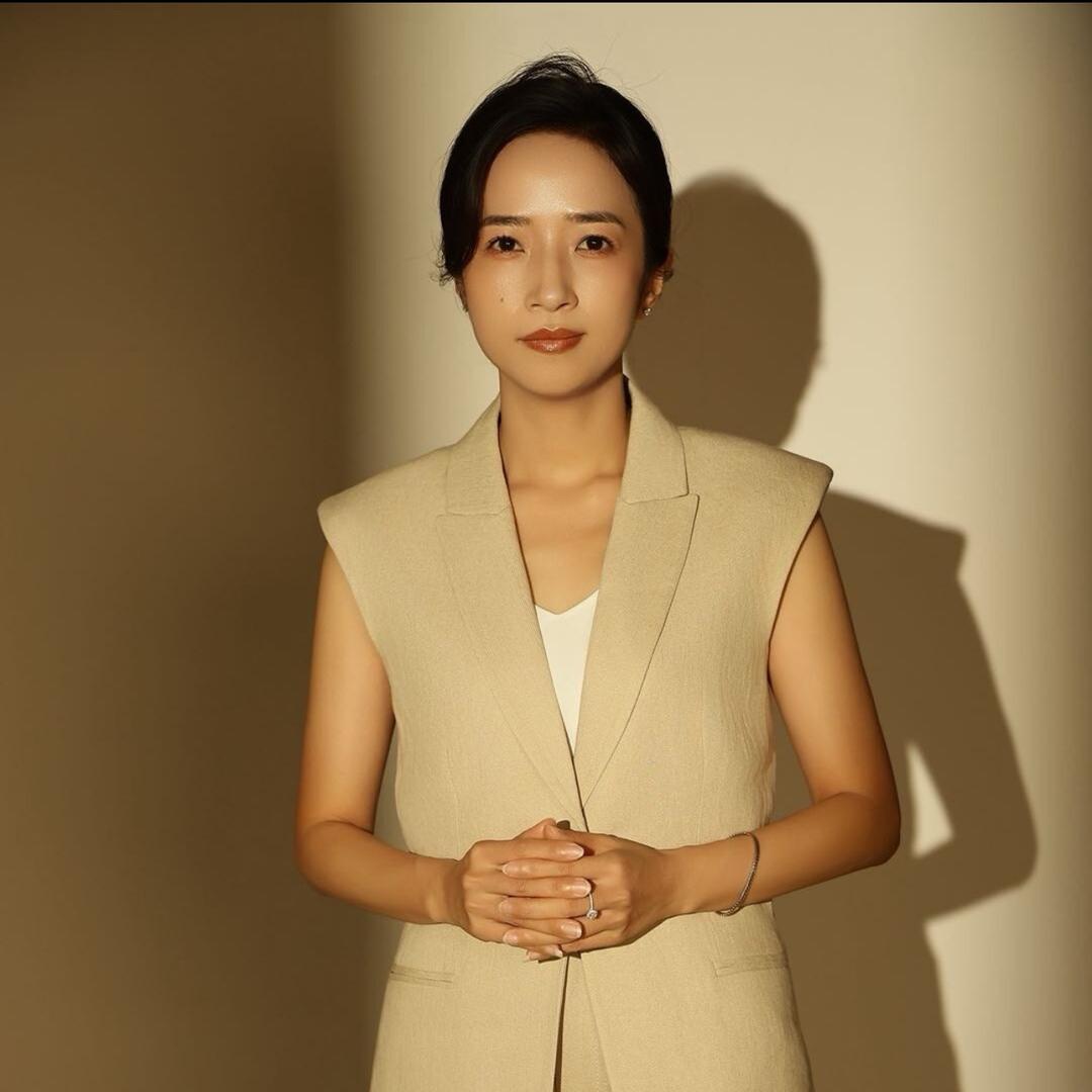 小叶丽曼