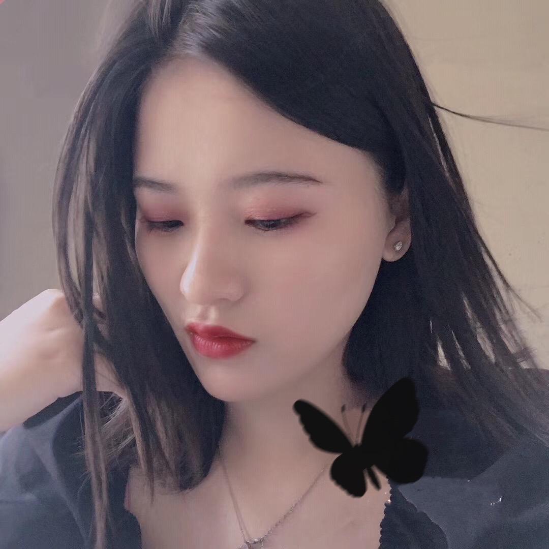 草莓酸奶🍓