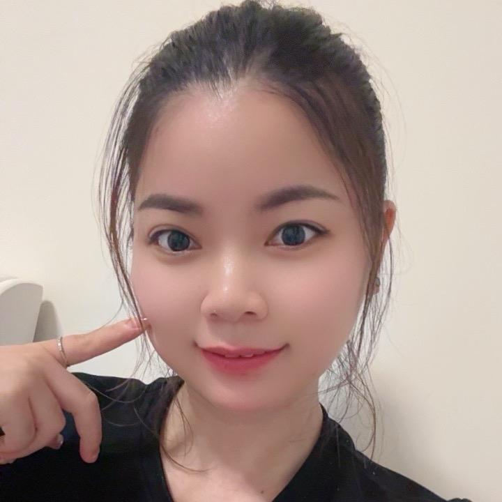 冰凌蔷薇女孩