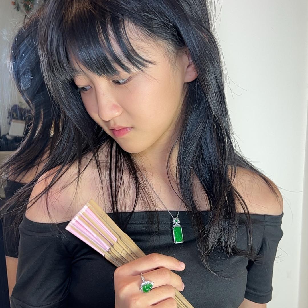 大闺女翡翠镶嵌