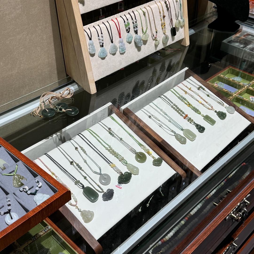 九美人·鈺(平原新世纪店)官方号