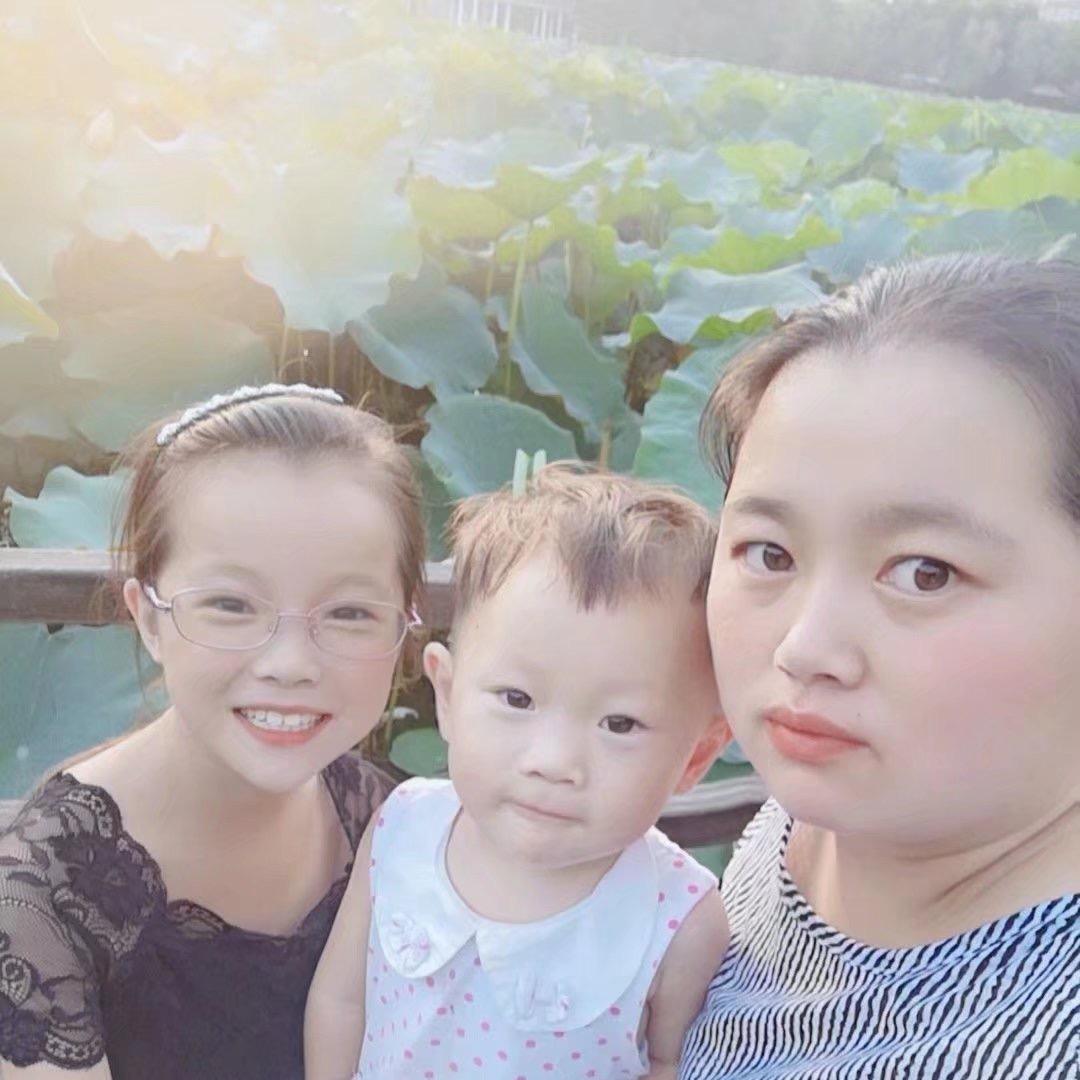 邵玉婷的小店商务商行