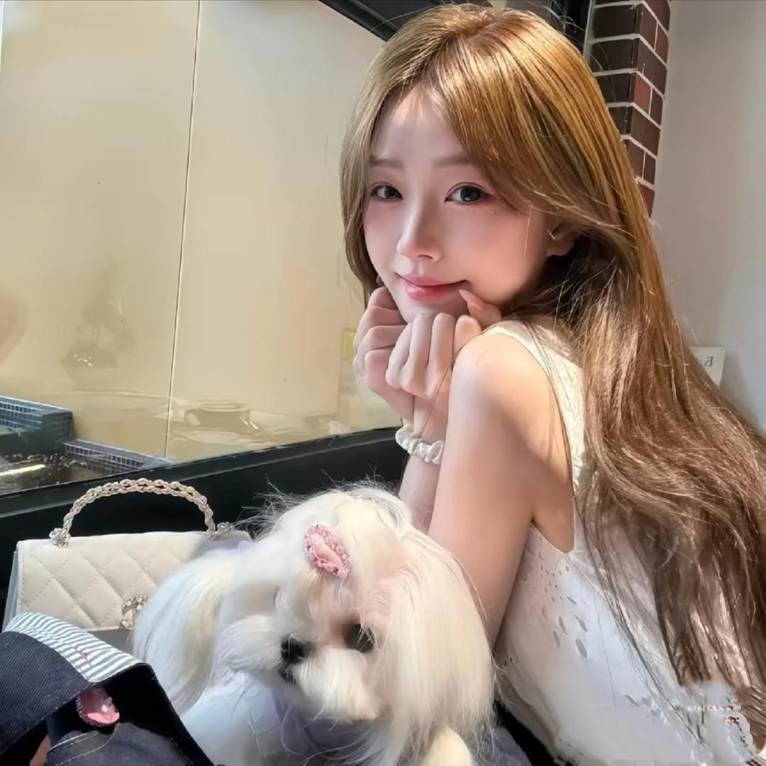 双下巴真可爱