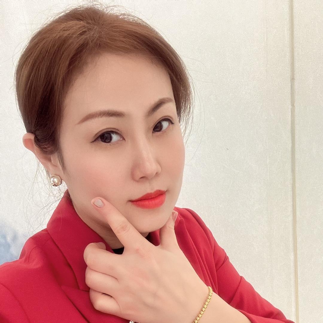 就喜欢你看不惯我，又干不掉我的样子👻
