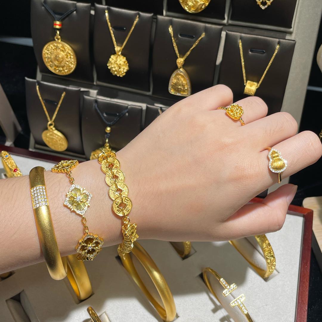 深圳水贝金包银首饰-汤汤