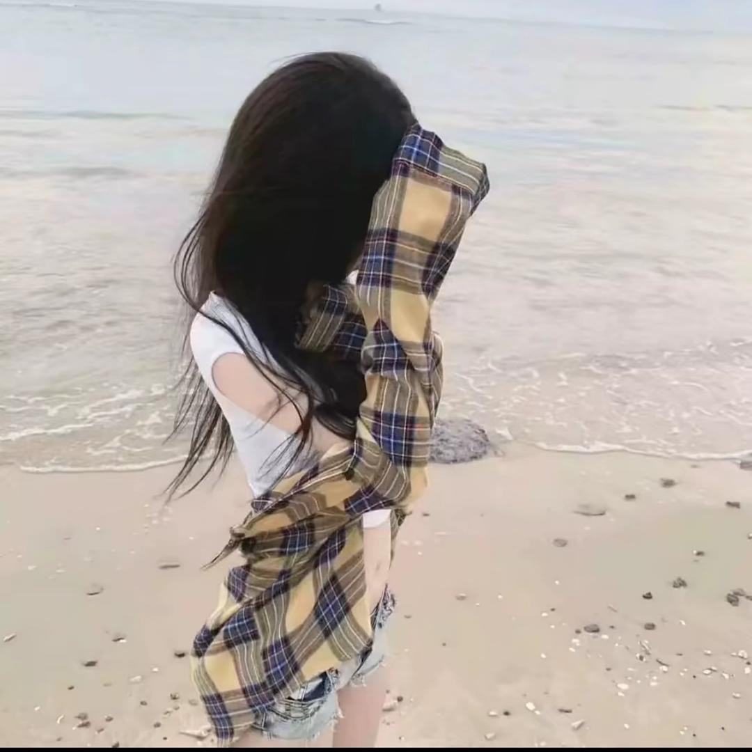 小圆脸  .