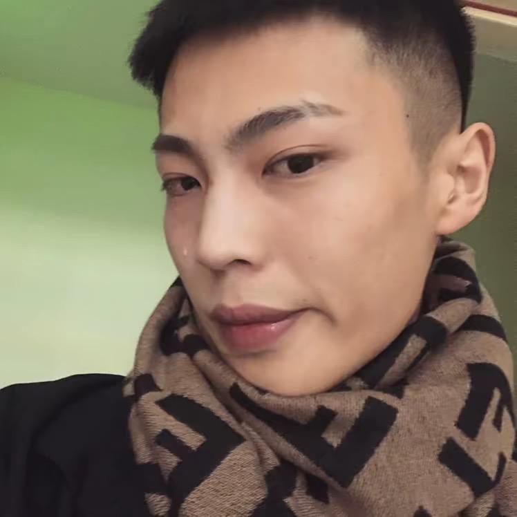 欠我一份爱..、🌷