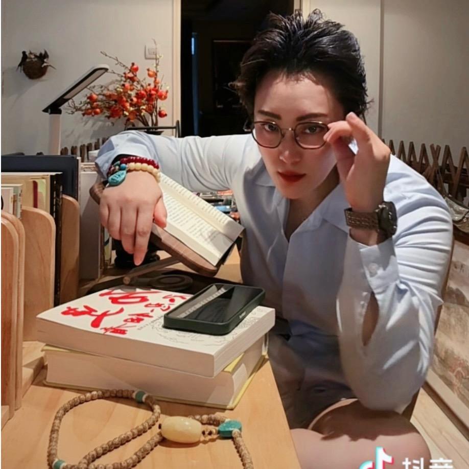 曹操小野猫