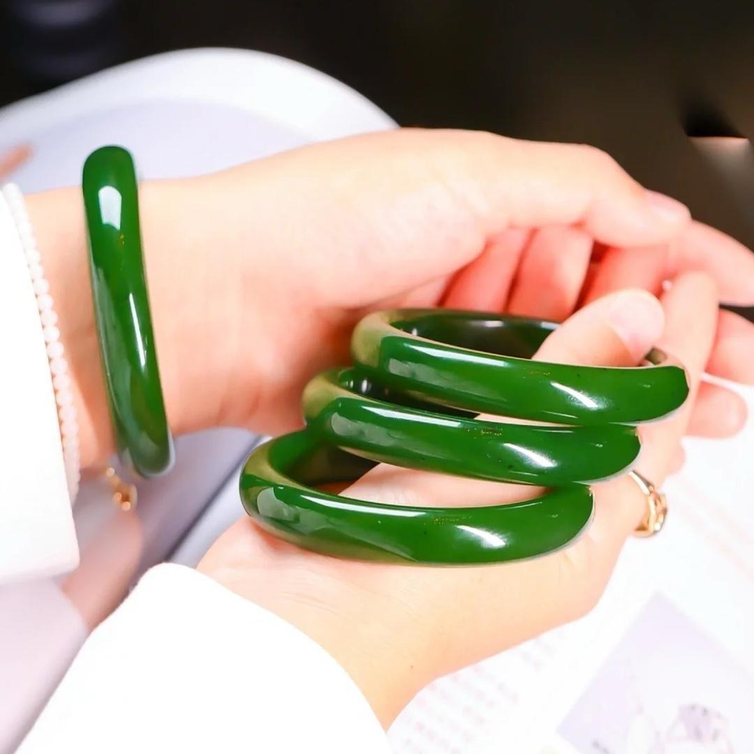 初锦和田玉手镯