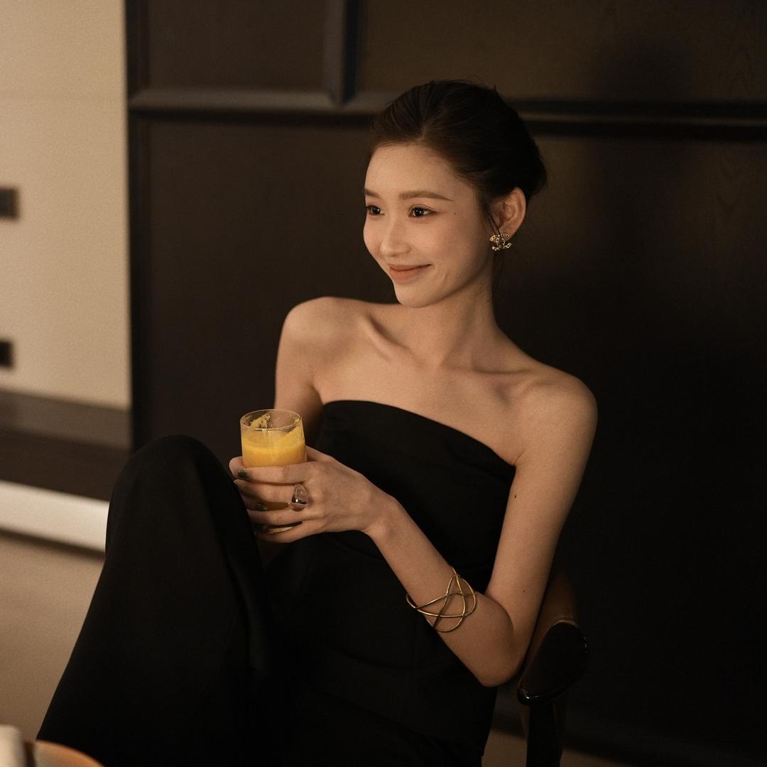 小莹 （孕中期）