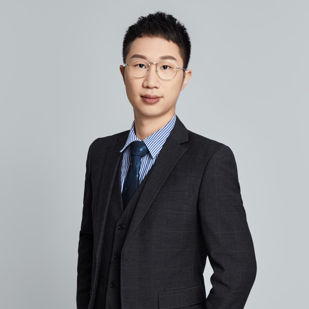 卓男家庭教育