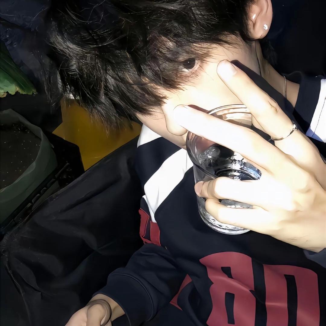 我们不要周八见