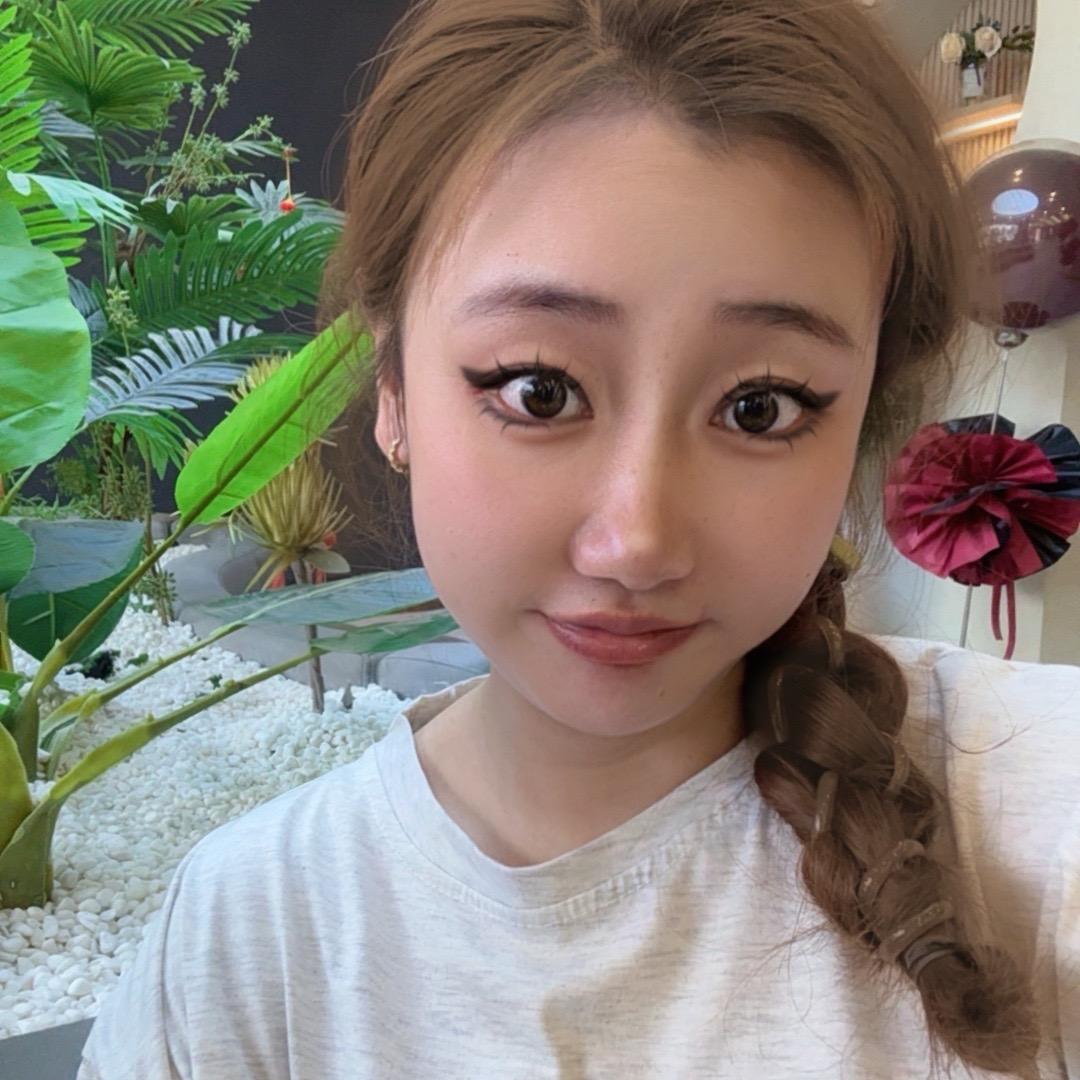 爱跳舞的田儿（小柒妈妈）