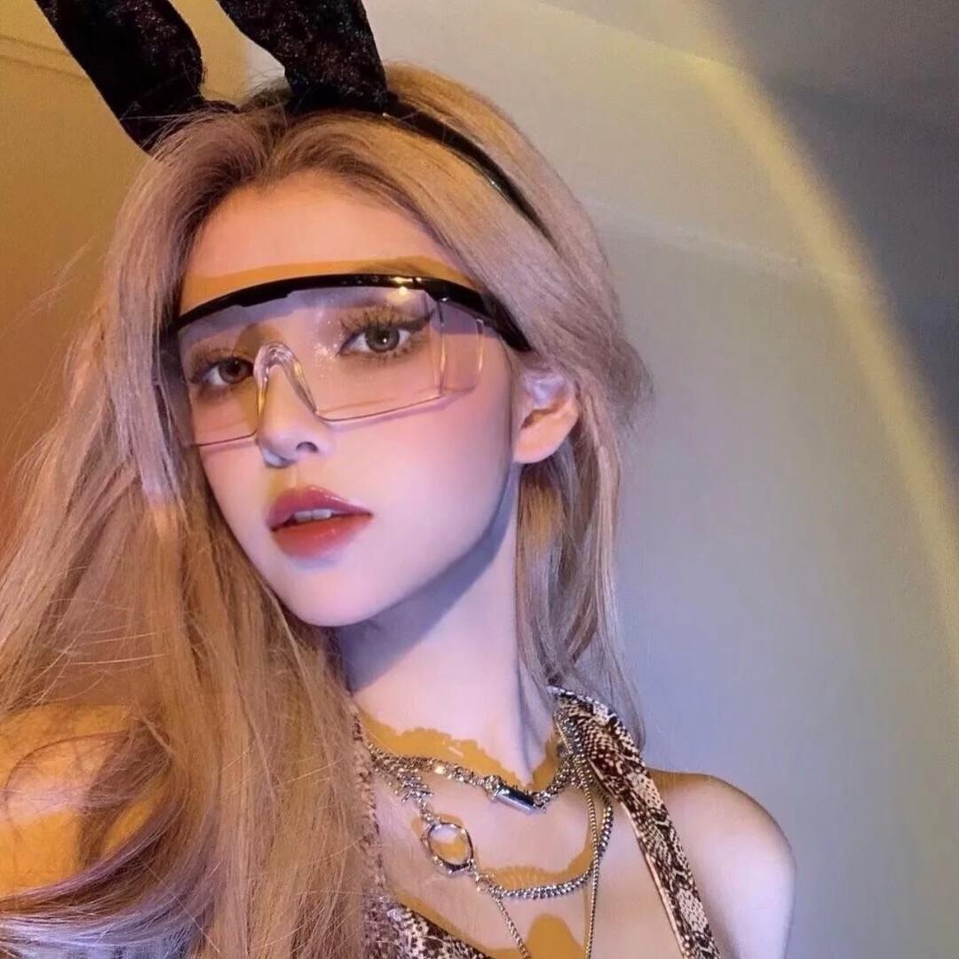 倩倩小朋友。