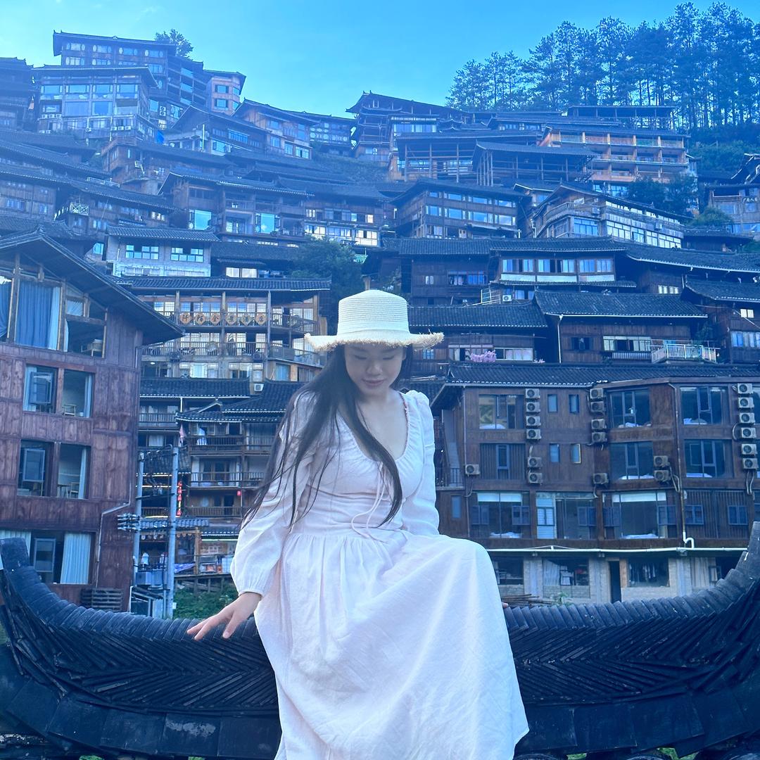 面对真实自己的小玉