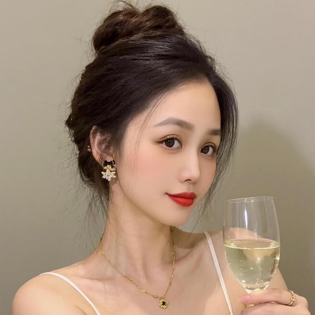 五角星螺蛳粉➕君爵台球