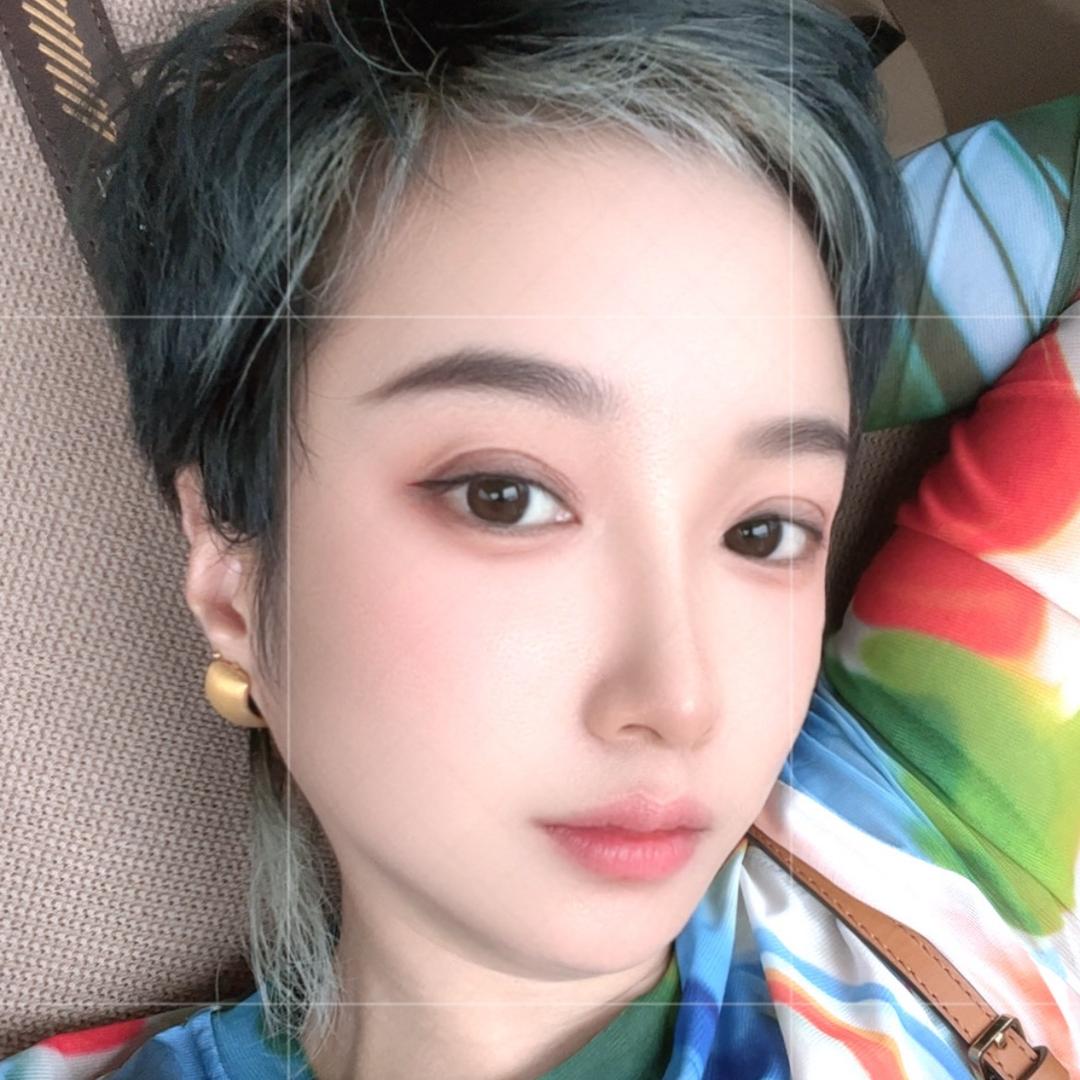 周洲