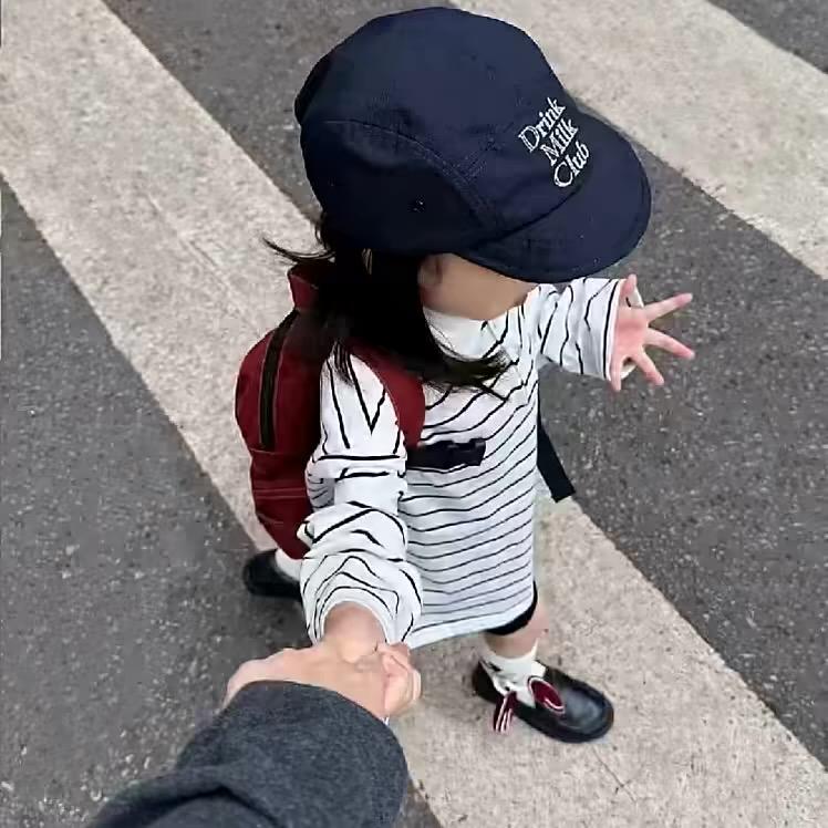 少跟我艮次.