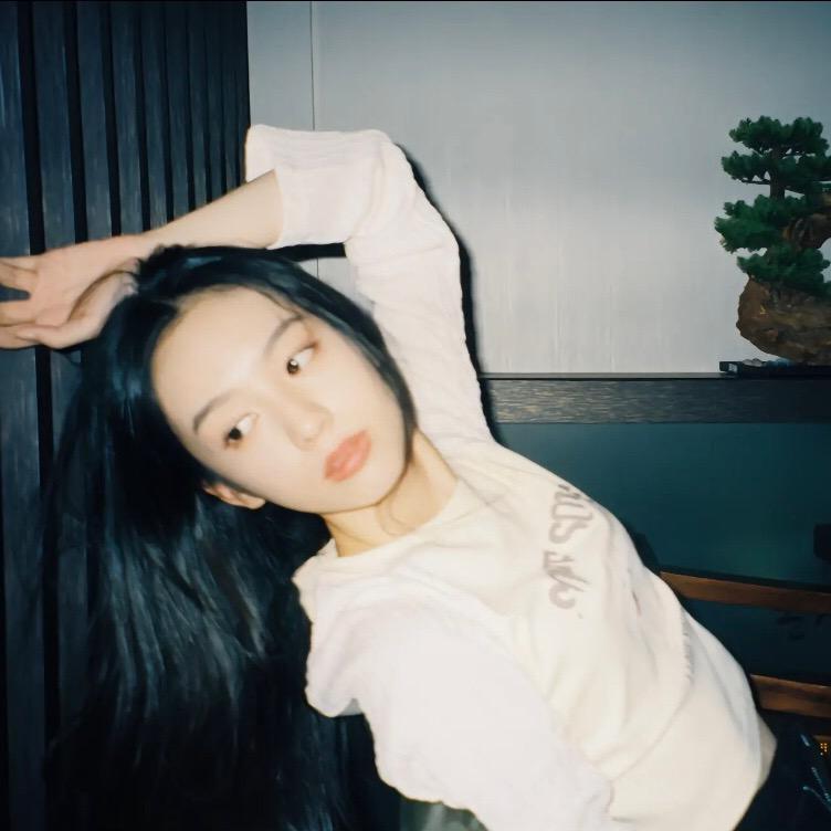 YUg_