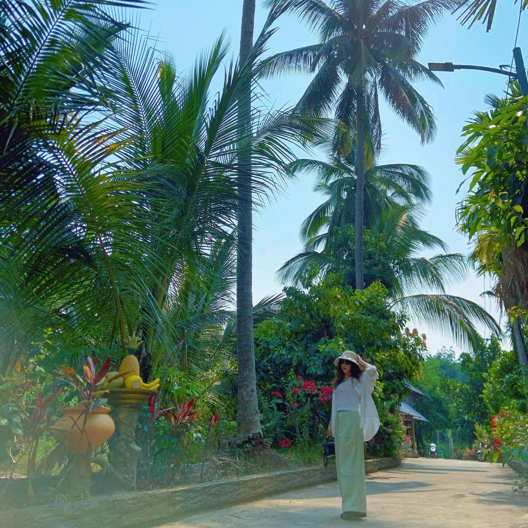 盛世花木假山鱼池造景