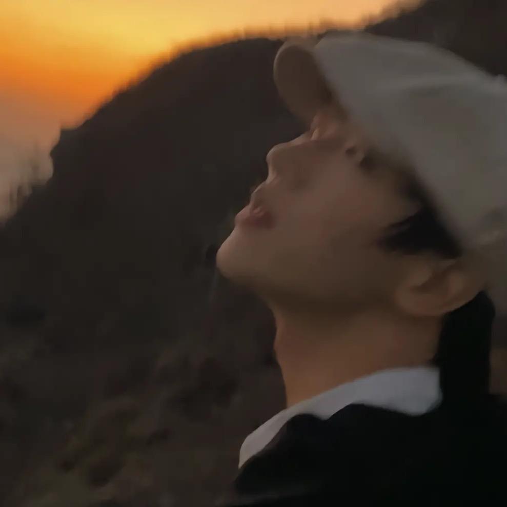 🌊花中从上e