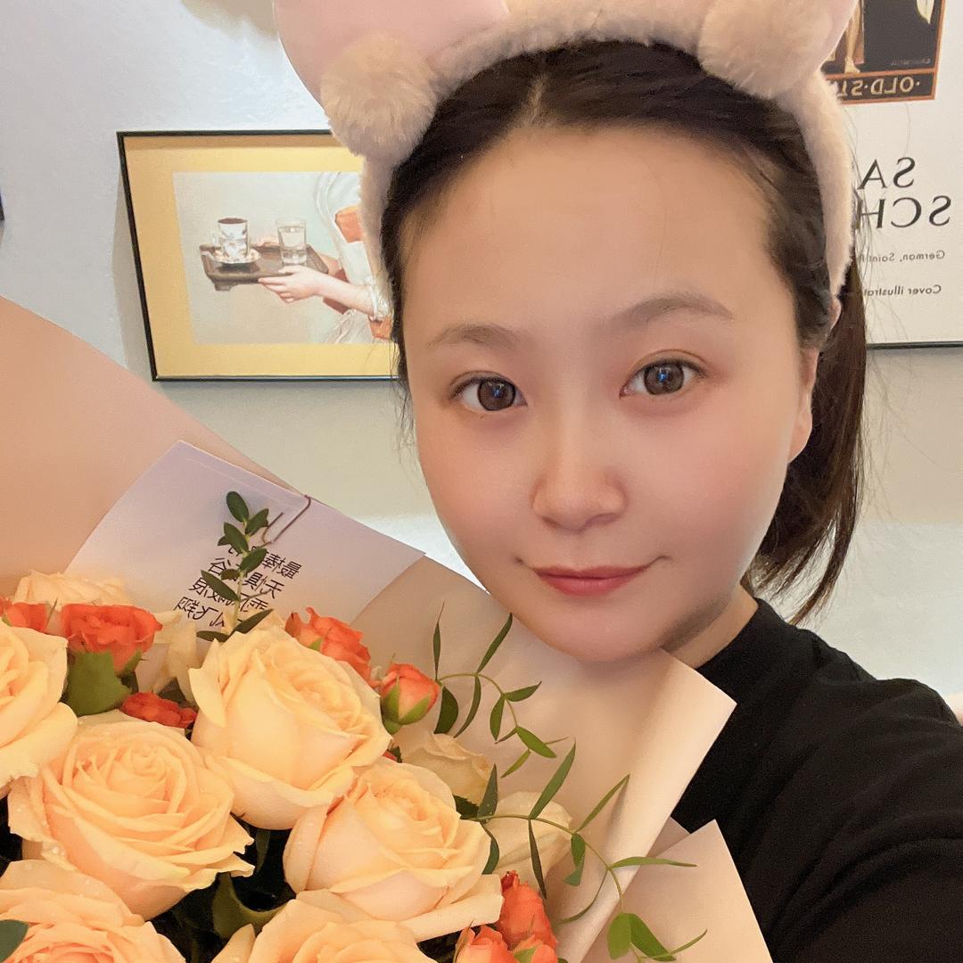 大脸璐