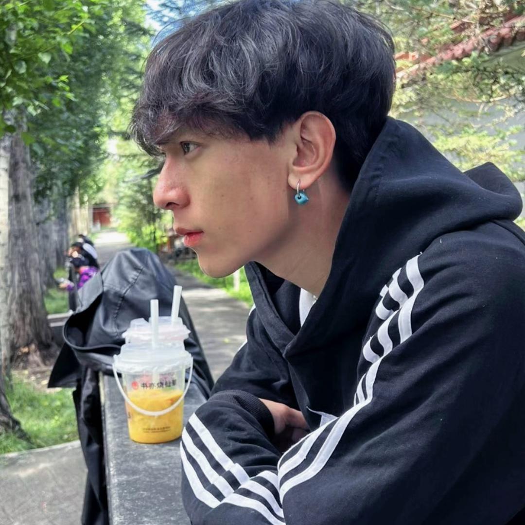 达吉泼洒