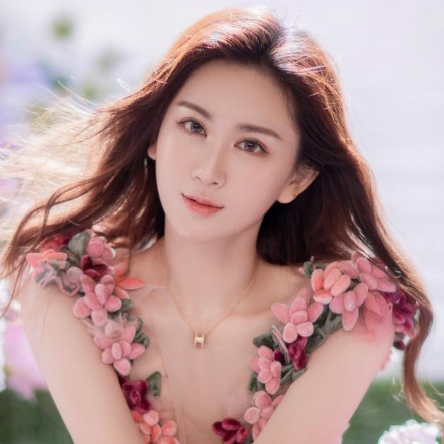 王小梦moya