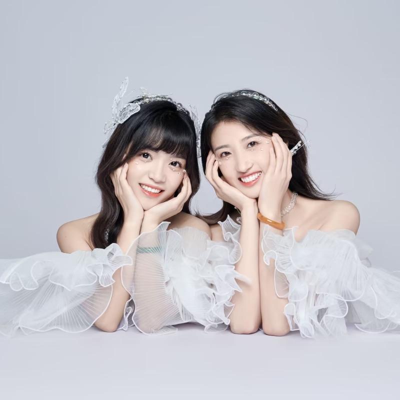 高矮姐妹