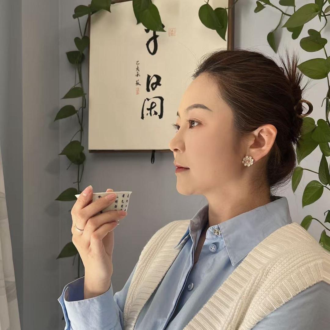 高杆女王茶小度