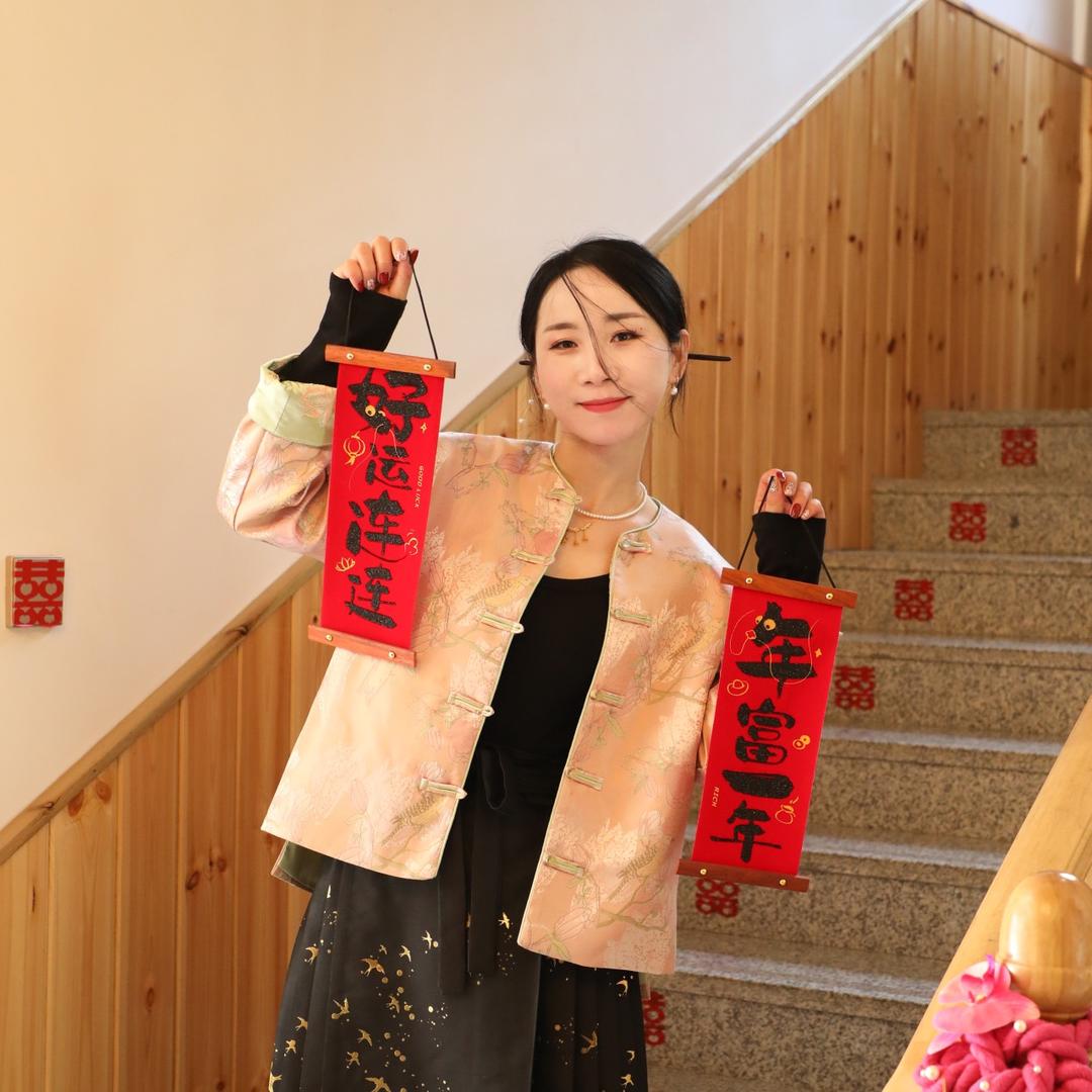 皖南川藏线-溪畔山舍民宿（门前有小溪）